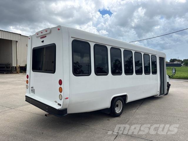 Chevrolet G4500 Express Mini bus