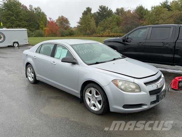 Chevrolet Malibu LS 自動車