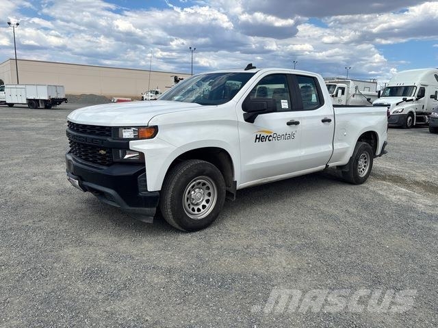 Chevrolet Silverado 1500 شاحنات خفيفة/مفصلية الجوانب