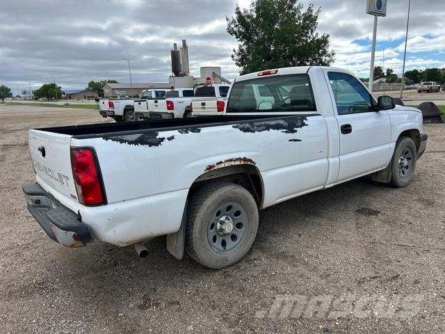Chevrolet Silverado 1500 皮卡.傳統半斗卡車/側卸板