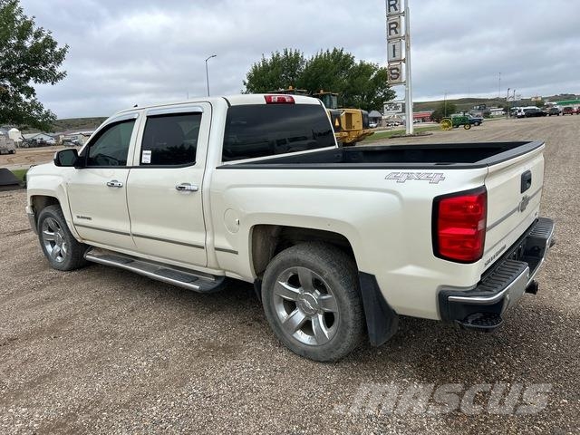 Chevrolet Silverado 1500 Пікапи / Бічне розвантаження