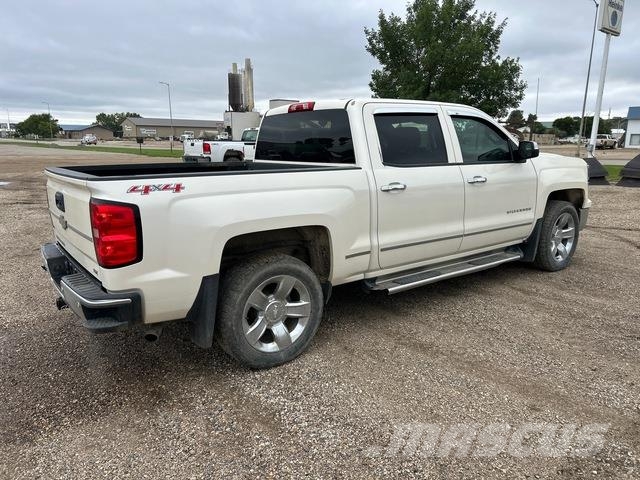 Chevrolet Silverado 1500 Пікапи / Бічне розвантаження