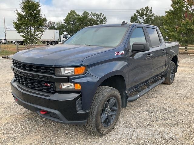 Chevrolet Silverado 1500 Pikapai / Bortiniai sunkvežimiai