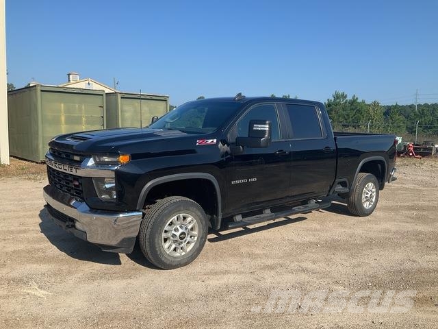 Chevrolet Silverado 2500HD Pik up kamioni