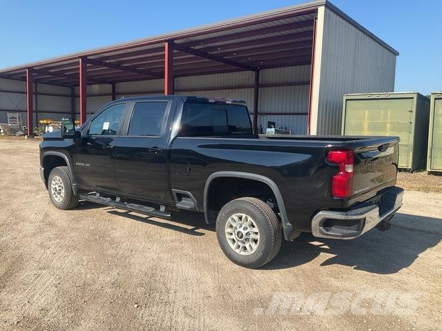 Chevrolet Silverado 2500HD Pik up kamioni