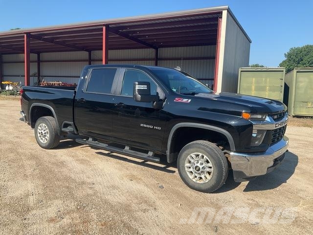 Chevrolet Silverado 2500HD Pik up kamioni