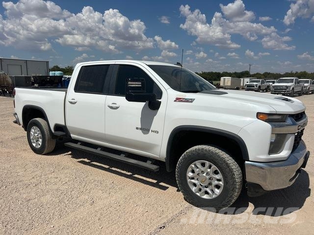 Chevrolet Silverado 2500HD Kiperi