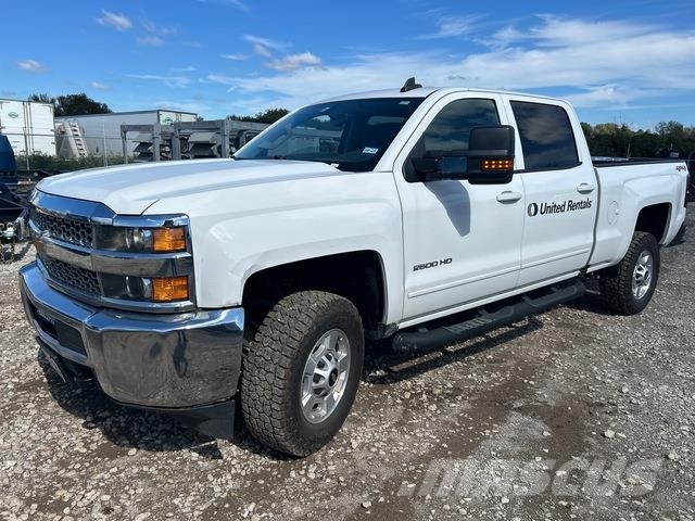 Chevrolet Silverado 2500HD Vieglais kravas automobilis/izkraušana no sāniem