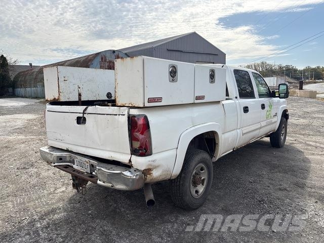 Chevrolet Silverado 2500HD Pik up kamioni