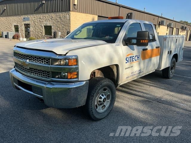 Chevrolet Silverado 2500HD Pick-upy / Pojazdy z otwieranymi burtami