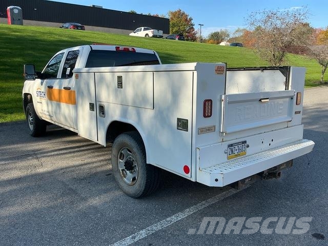 Chevrolet Silverado 2500HD Pick-upy / Pojazdy z otwieranymi burtami