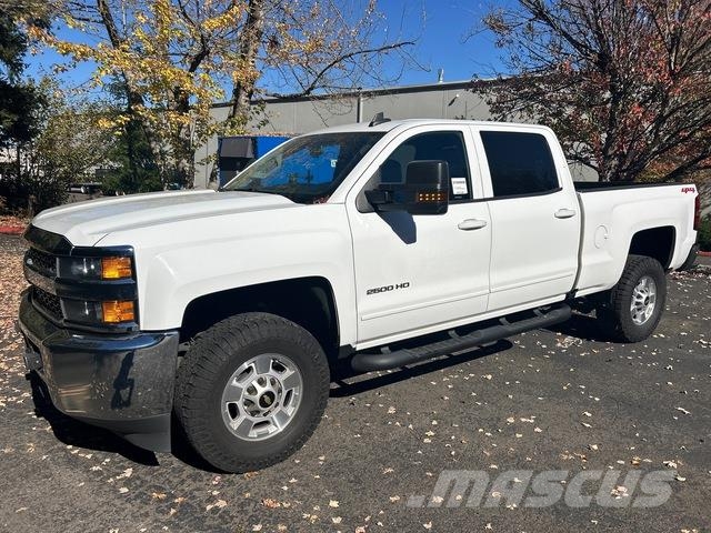 Chevrolet Silverado 2500HD Prekucniki