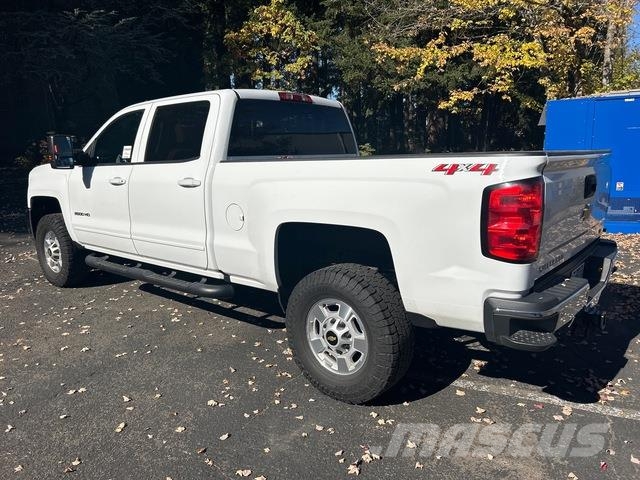 Chevrolet Silverado 2500HD Prekucniki