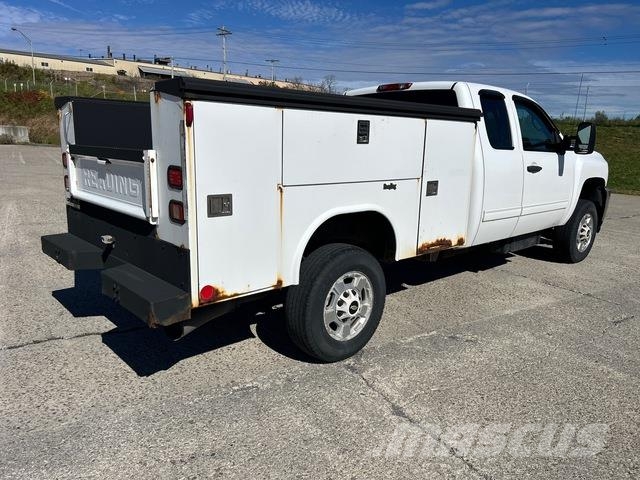 Chevrolet Silverado 2500HD Caja abierta/laterales abatibles