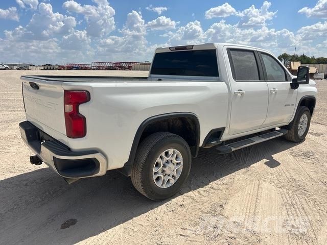 Chevrolet Silverado 2500HD Пікапи / Бічне розвантаження