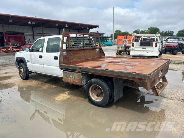 Chevrolet Silverado 3500 Pritschenwagen/Pritschenwagen mit Seitenklappe