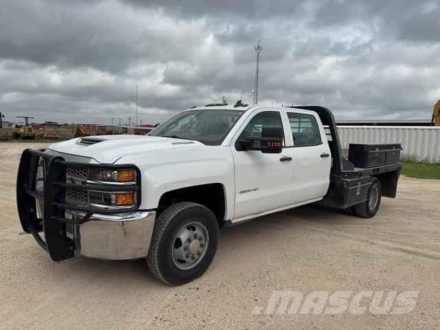 Chevrolet Silverado 3500HD Camion plateau