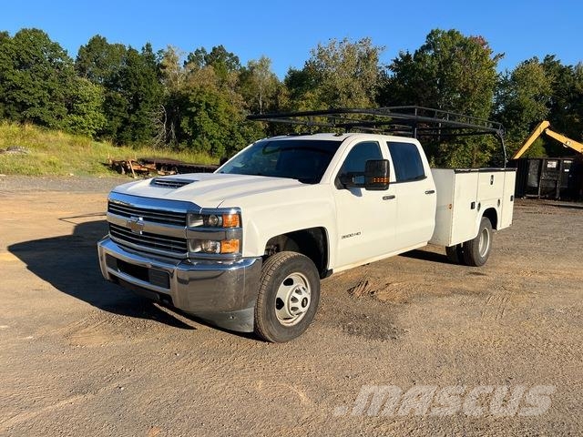 Chevrolet Silverado 3500HD Pikaplar