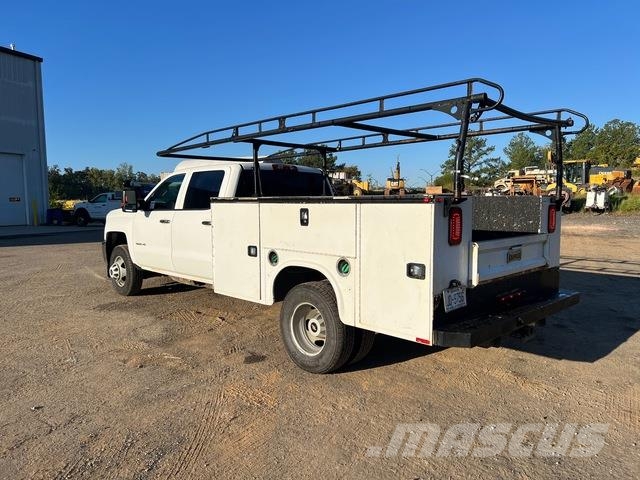 Chevrolet Silverado 3500HD Pikaplar