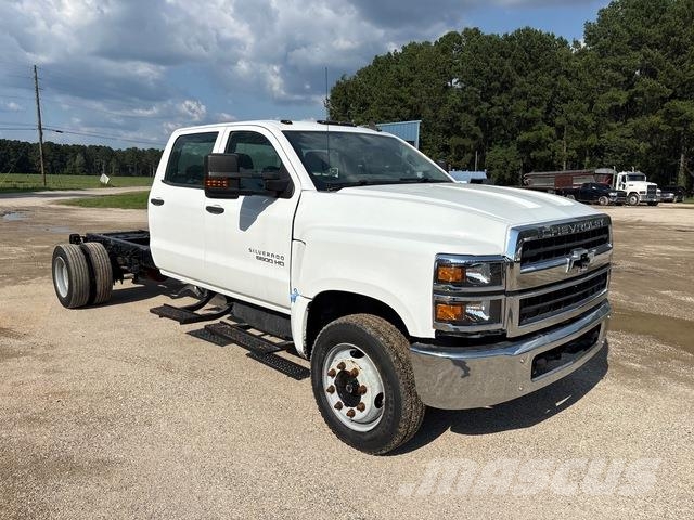 Chevrolet Silverado 5500HD كابينة والداخلية