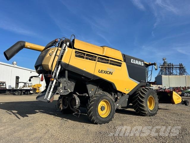CLAAS 740 Kombajny zbożowe