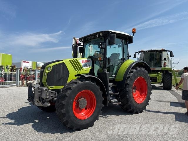 CLAAS Arion 550 Tractoare