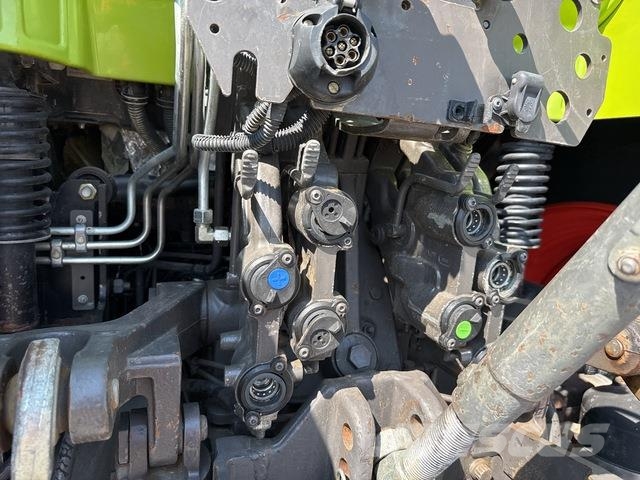 CLAAS Arion 550 Tractoare