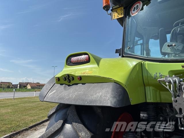 CLAAS Arion 550 Tractoare