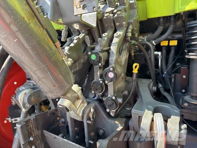 CLAAS Arion 630 Tractoare