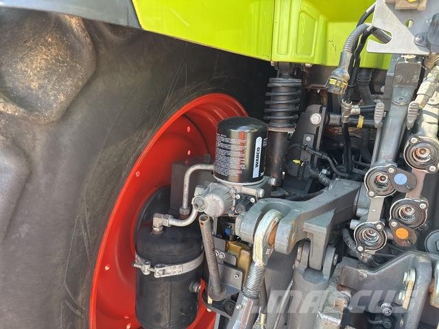 CLAAS Arion 630 Tractoare