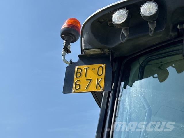 CLAAS Arion 630 Tractoare