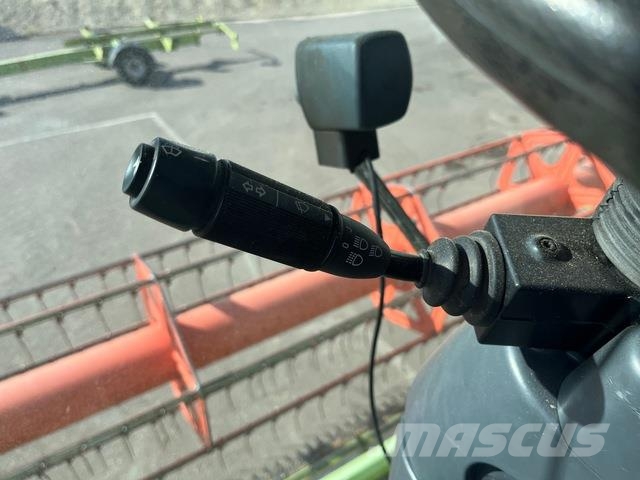 CLAAS Lexion 570 Θεριζοαλωνιστικές μηχανές