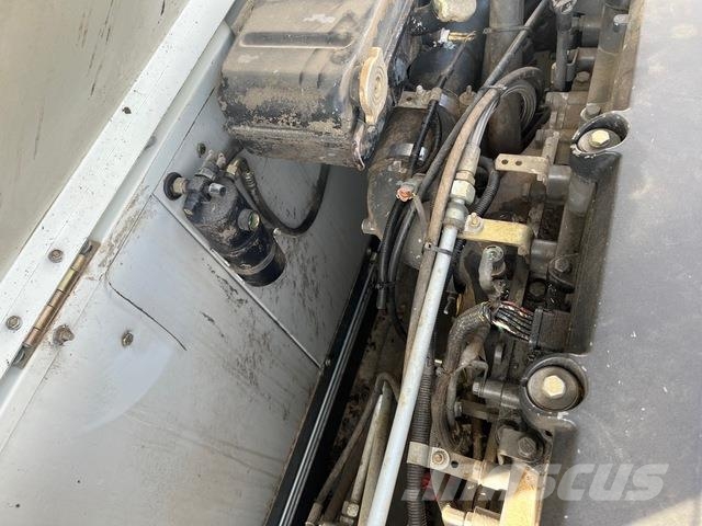 CLAAS Lexion 570 Θεριζοαλωνιστικές μηχανές