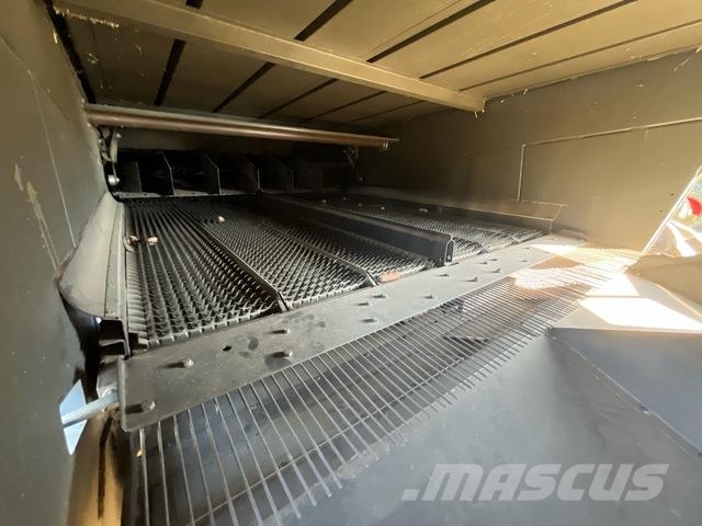 CLAAS Lexion 6700TT Θεριζοαλωνιστικές μηχανές