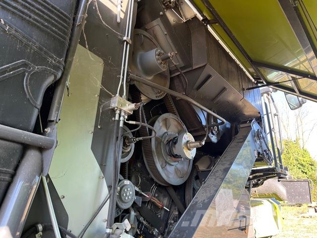 CLAAS Lexion 6700TT Θεριζοαλωνιστικές μηχανές