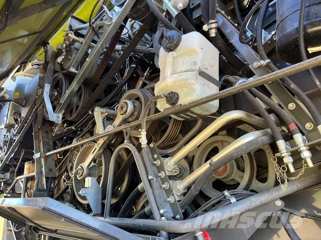 CLAAS Lexion 6700TT Θεριζοαλωνιστικές μηχανές