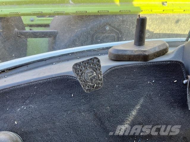 CLAAS Lexion 6700TT Θεριζοαλωνιστικές μηχανές