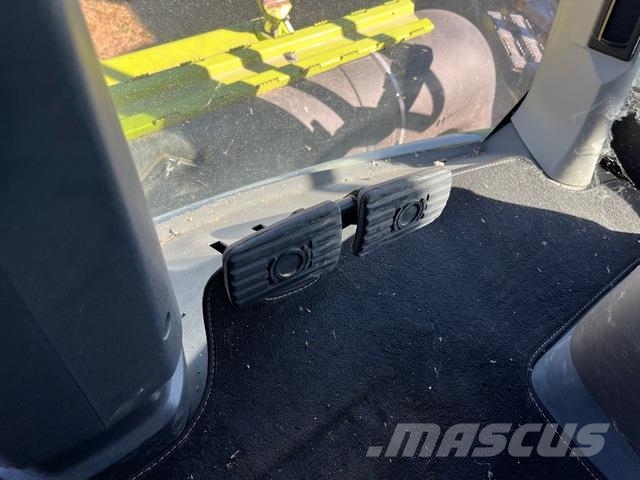 CLAAS Lexion 6700TT Θεριζοαλωνιστικές μηχανές