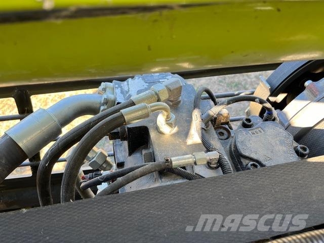 CLAAS Lexion 6700TT Θεριζοαλωνιστικές μηχανές