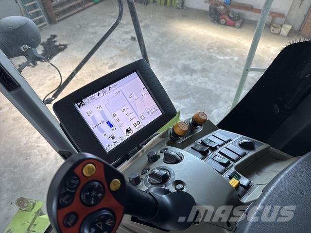 CLAAS Lexion 740 Teraviljakombainid
