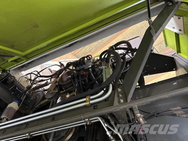 CLAAS Lexion 740 Teraviljakombainid