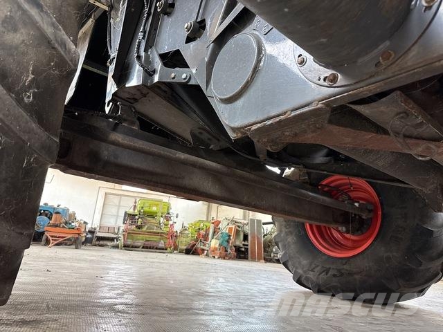 CLAAS Lexion 740 Teraviljakombainid
