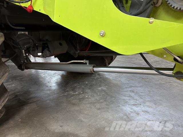 CLAAS Lexion 740 Teraviljakombainid