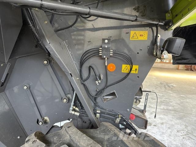 CLAAS Lexion 740 Teraviljakombainid