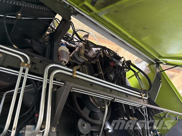 CLAAS Lexion 740 Teraviljakombainid