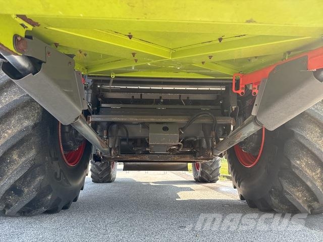 CLAAS Lexion 750 Teraviljakombainid
