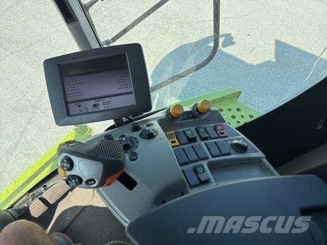 CLAAS Lexion 750 Teraviljakombainid
