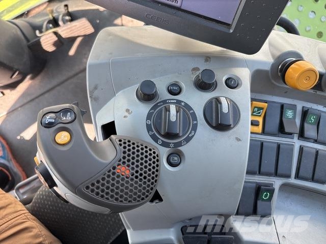 CLAAS Lexion 750 Teraviljakombainid
