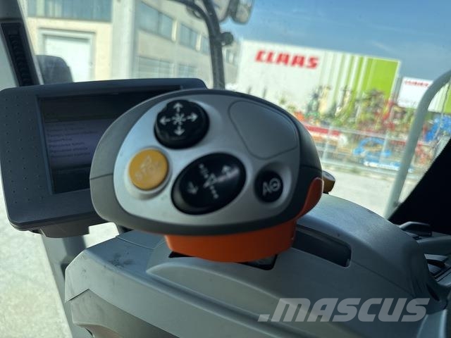 CLAAS Lexion 750 Teraviljakombainid