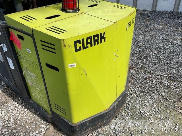 Clark NOS B Préparateur de commande moyenne levée